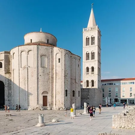 Liberta In Old Center زادار
