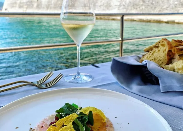 Апартаменты Liberta In Old Center *