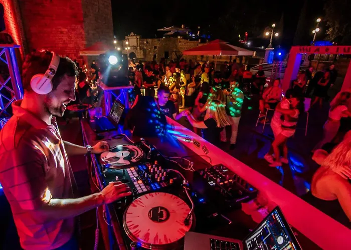 Liberta In Old Center Апартаменты Задар