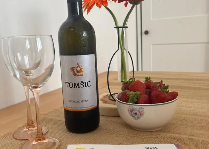 Liberta In Old Center Апартаменты *